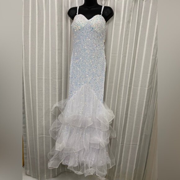 NWT‎ Elegant White Iridescent Sequins Tulle Mermaid Prom Wedding Gown Size M - Picture 1 of 16